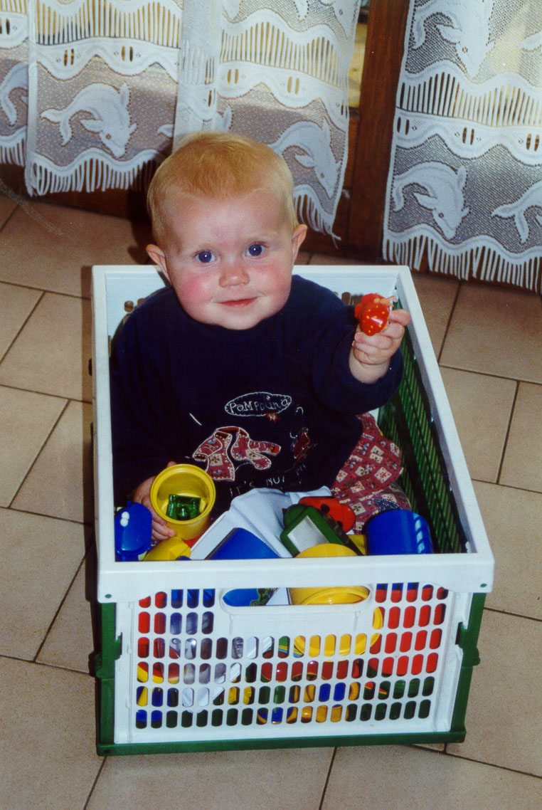 Lianne38.jpg (236682 bytes)