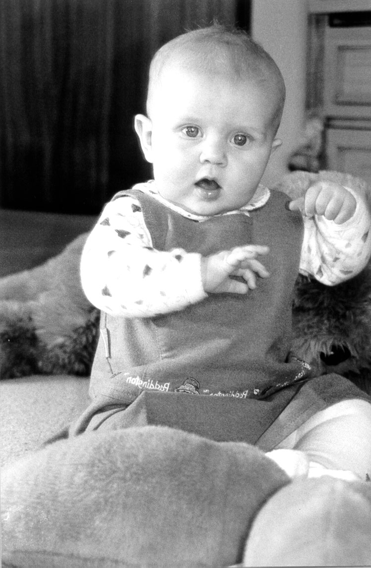 Lianne_zw2.jpg (162861 bytes)