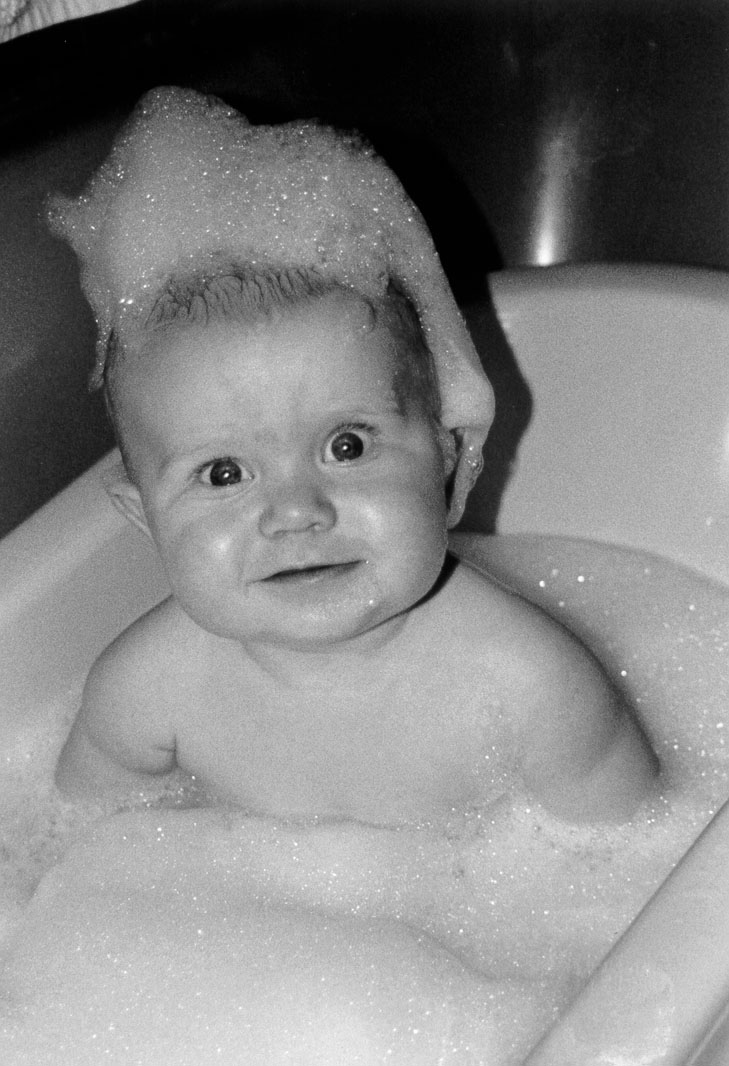 Lianne_zw8.jpg (142180 bytes)